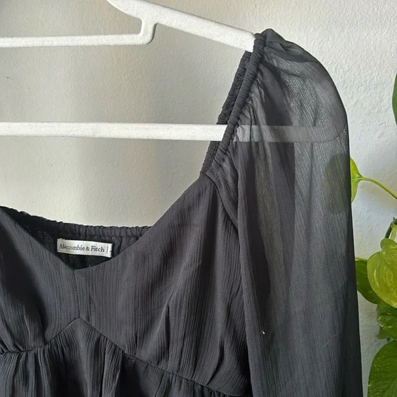 A&F - BLACK RUFFLE DRESS - Picture 5 of 13